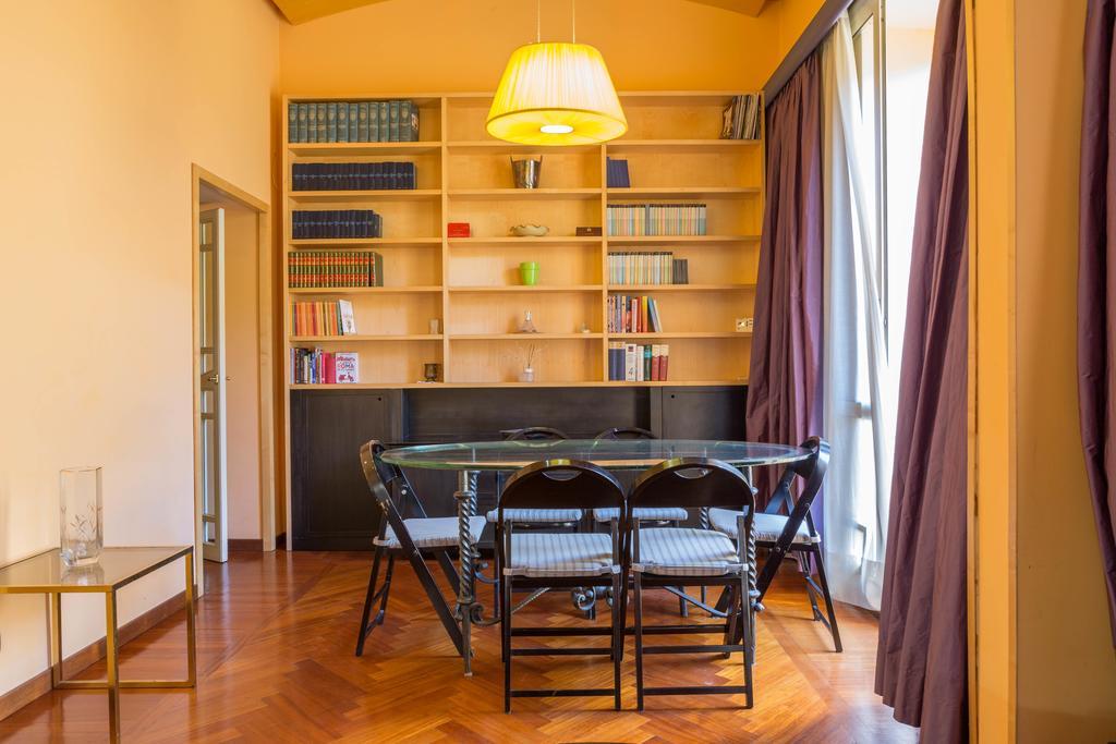 Friendly Domus Al Colosseo Rome Buitenkant foto